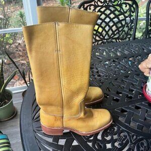 FRYE Banana boots 8.5